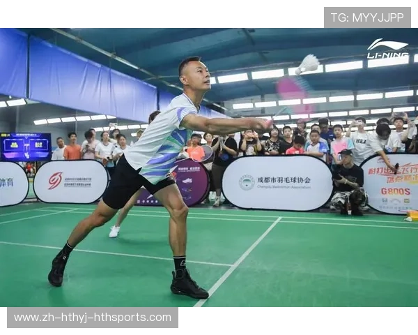 羽毛球呐喊图片